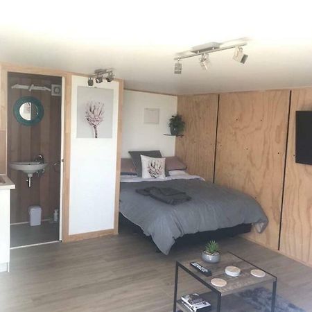 Studio With Water Views Omokoroa Экстерьер фото