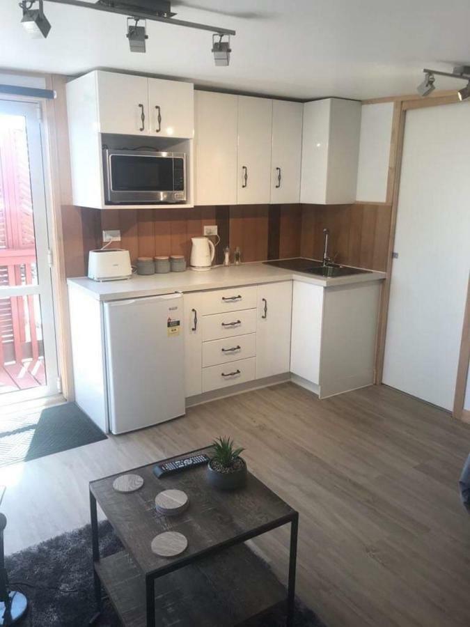 Studio With Water Views Omokoroa Экстерьер фото